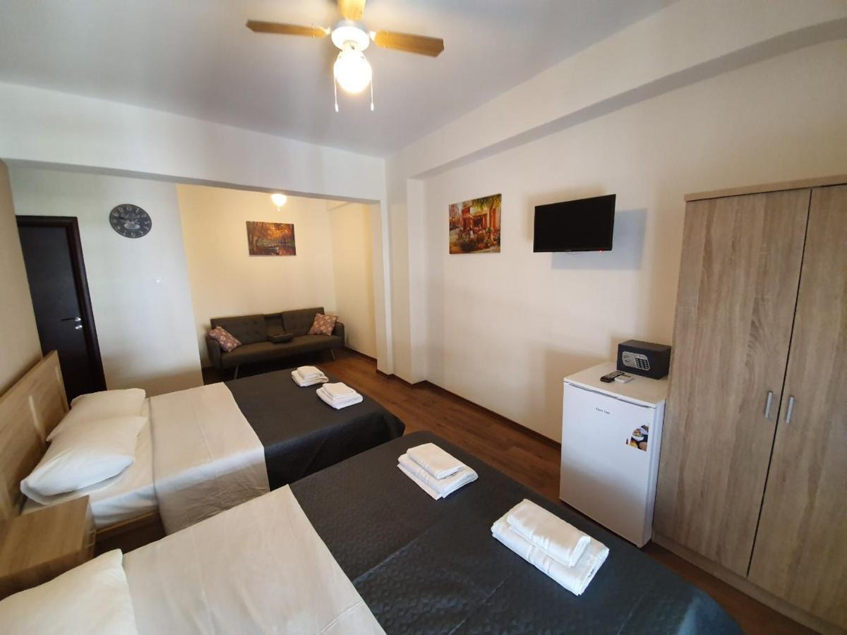 Athens Center Rooms ภายนอก รูปภาพ